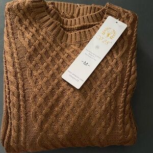 Women’s Brown Cable Knit Sweater